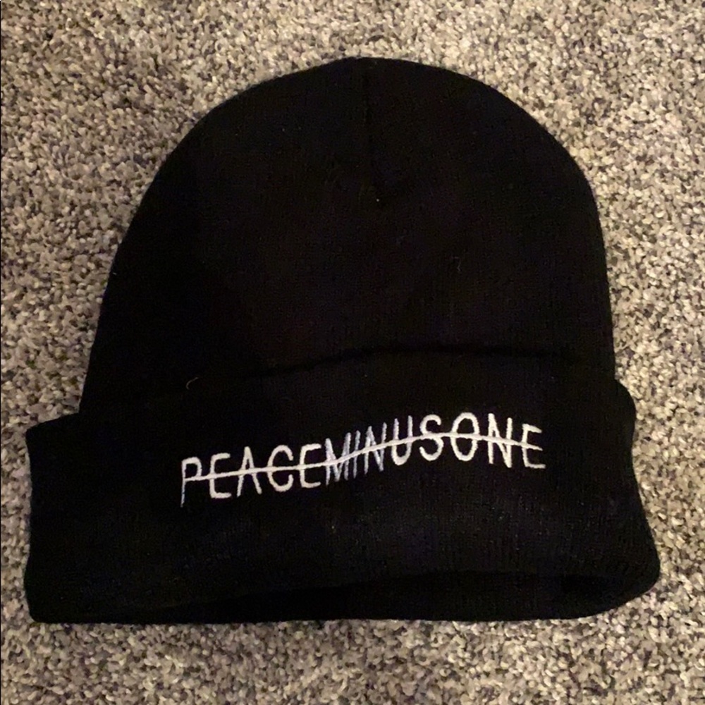 Peaceminusone Beanie